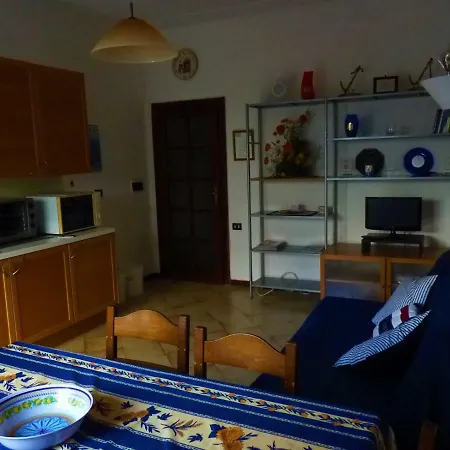 Valdellora Pacinotti 44 Apartment *